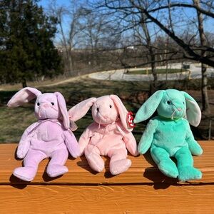 TY BEANIE BABIES HOPPITY, HIPPITY, FLOPPITY